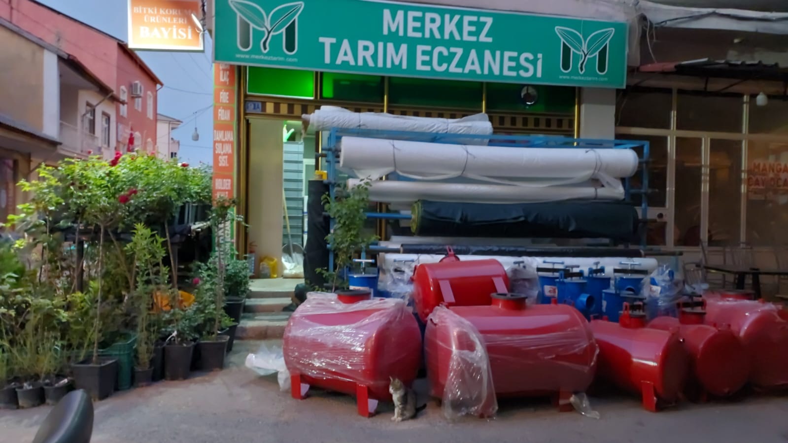 Merkez Tarım Eczanesi Mağaza Önü Görseli